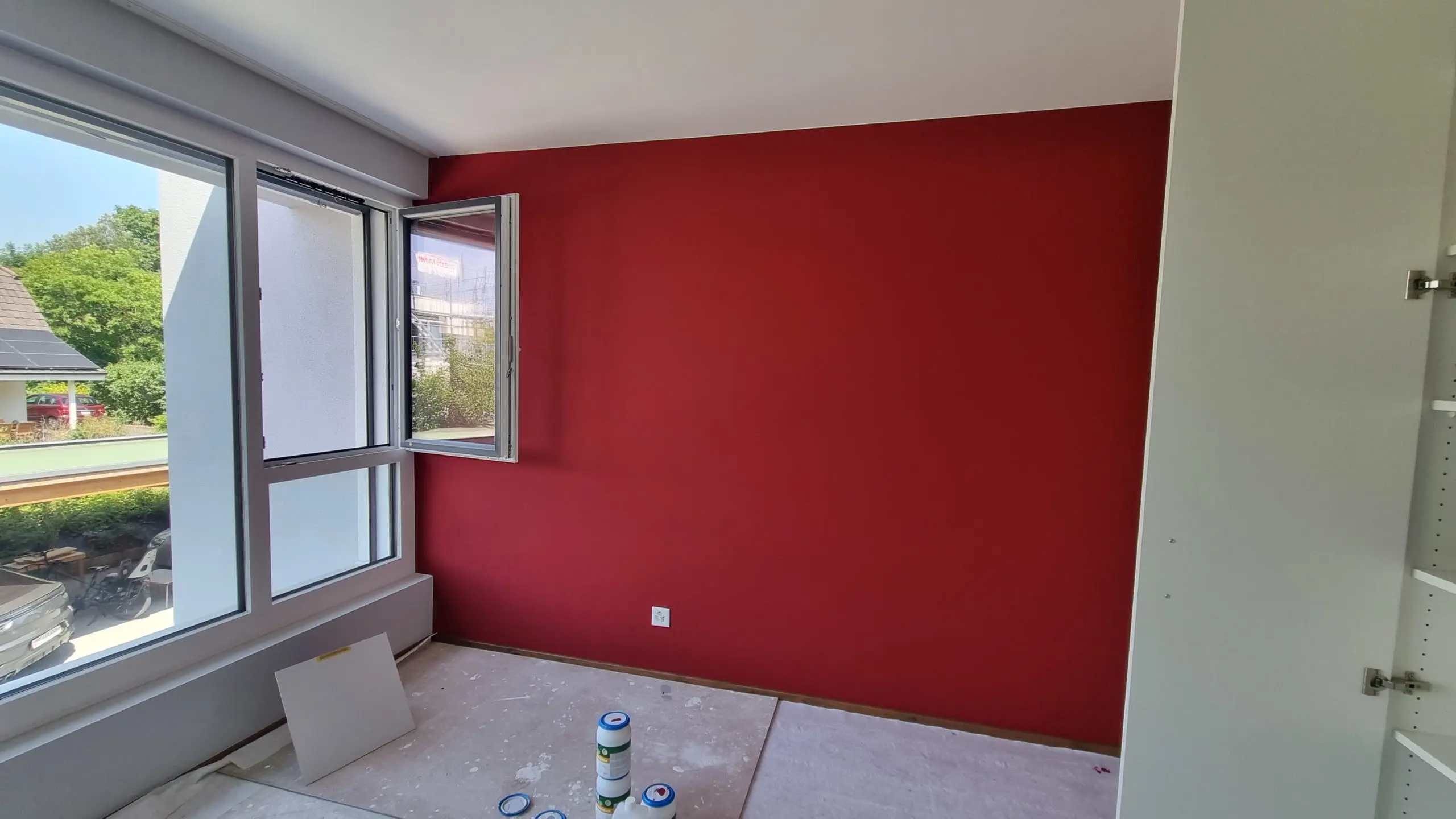 Peinture intérieur sur un seul mur Peinture intérieur rouge